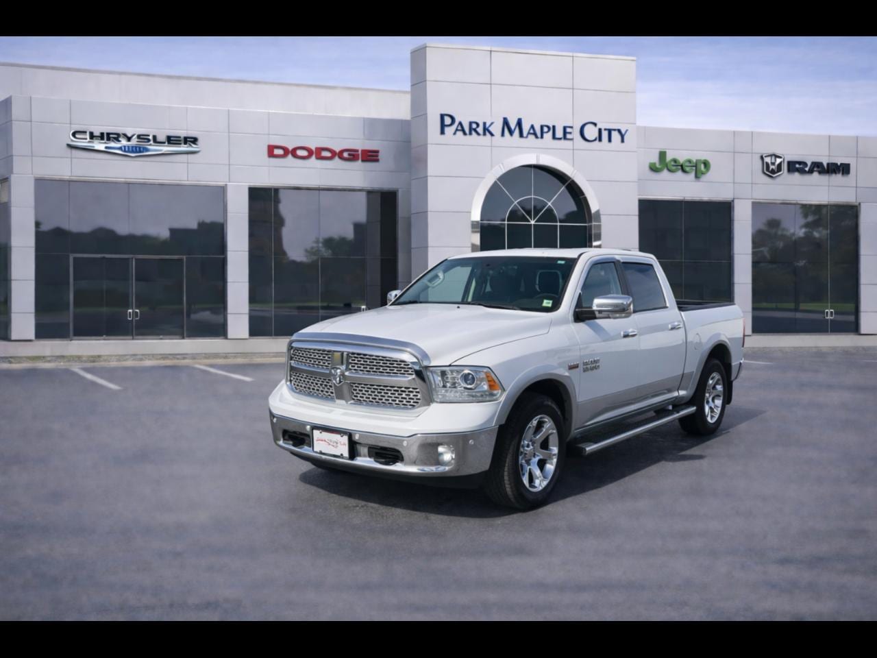 2015 RAM Ram 1500 Pickup Laramie