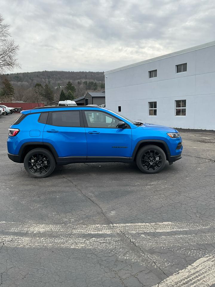 2026 Jeep Compass Altitude Special Edition - Photo 6
