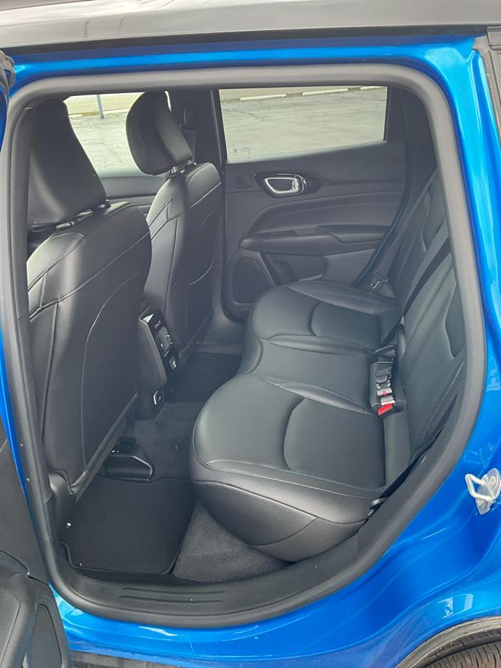2025 Jeep Compass Limited - Photo 16