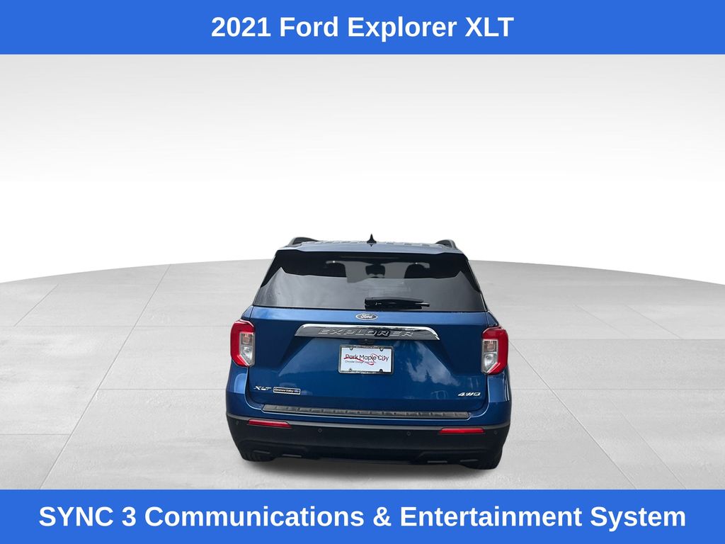 2021 Ford Explorer XLT photo 2