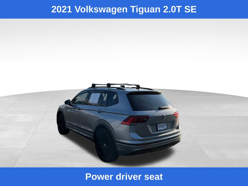 2021 Volkswagen Tiguan SE photo 2