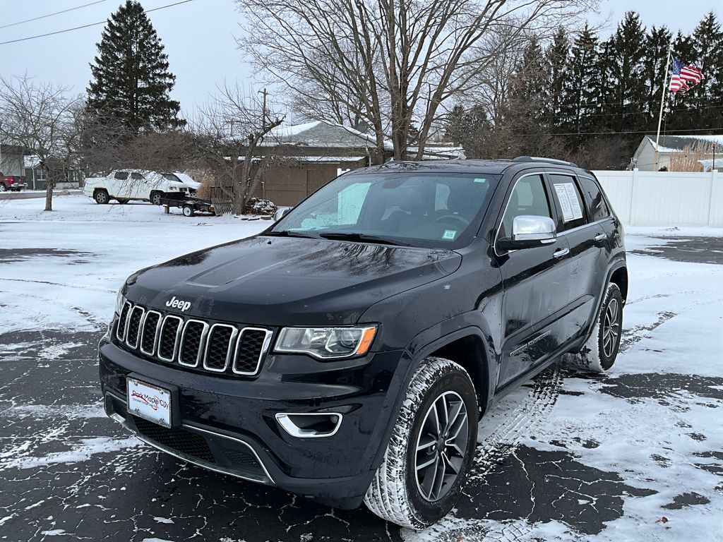 2019 Jeep Grand Cherokee Limited's photo