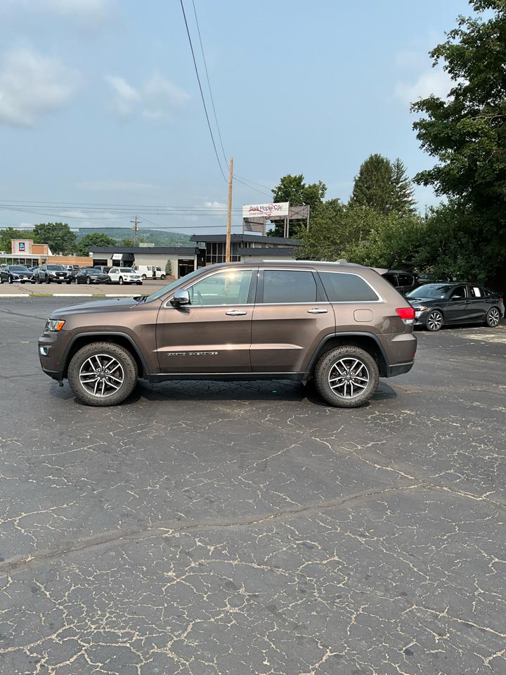 Used 2019 Jeep Grand Cherokee Limited with VIN 1C4RJFBG7KC613929 for sale in Hornell, NY