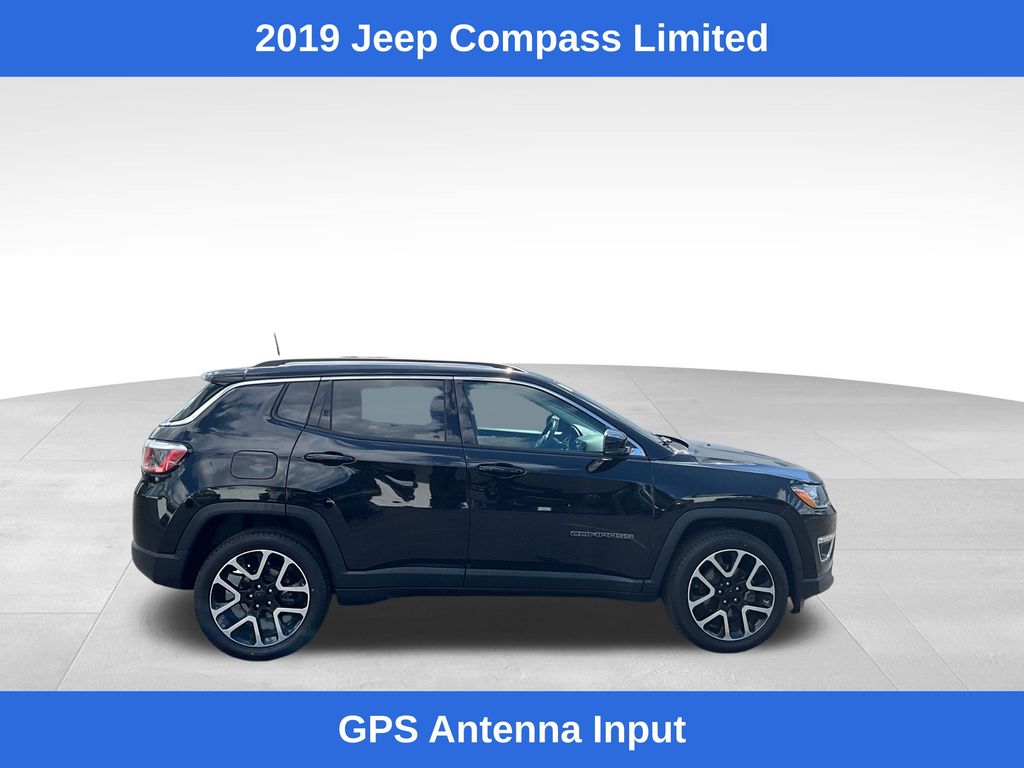 2019 Jeep Compass Limited photo 3