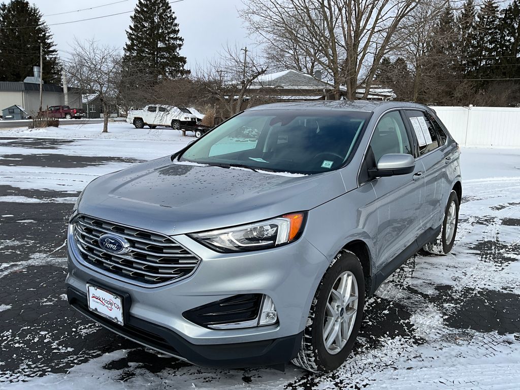 2022 Ford Edge SEL's photo