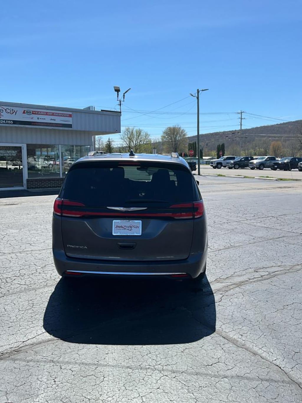Used 2022 Chrysler Pacifica Touring-L