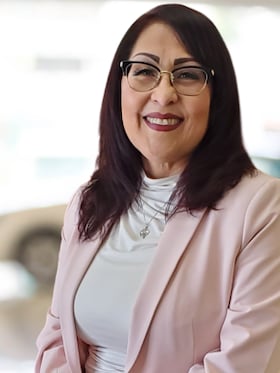 Staff member Patricia Aponte from c8995e0d5d27