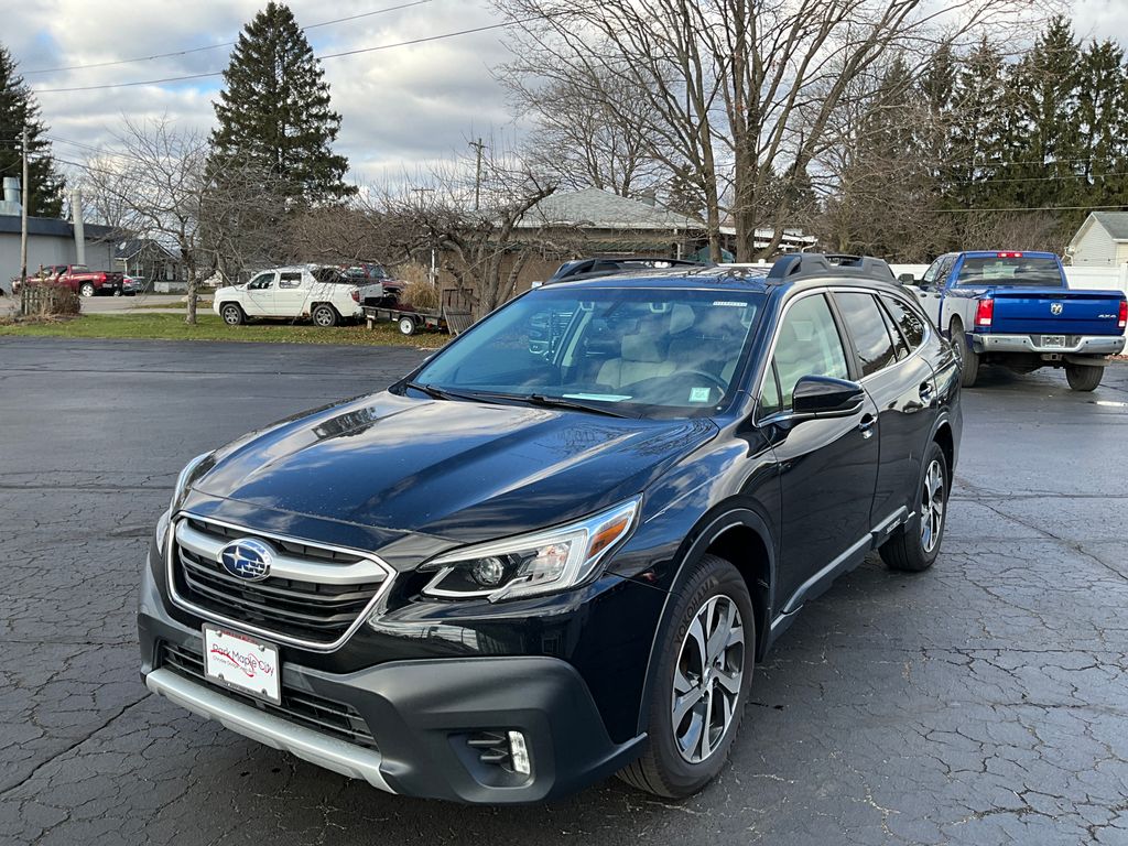 2021 Subaru Outback Limited's photo