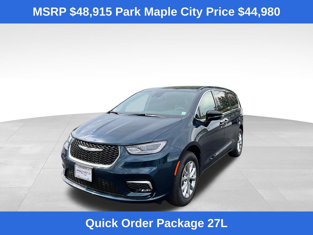 2025 Chrysler Pacifica Passenger Van 