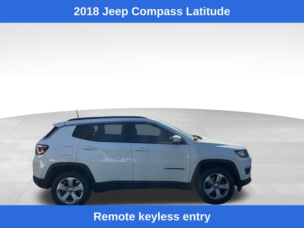 2018 Jeep Compass North Edition Latitude photo 3