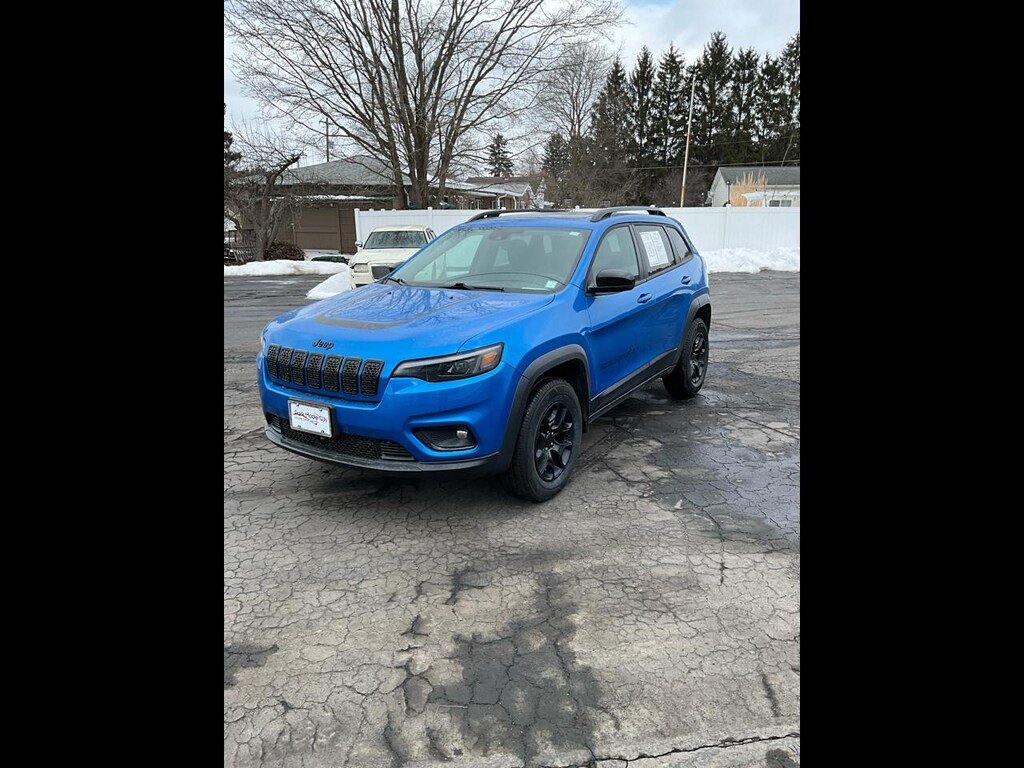 Used 2022 Jeep Cherokee Latitude 4WD SUV