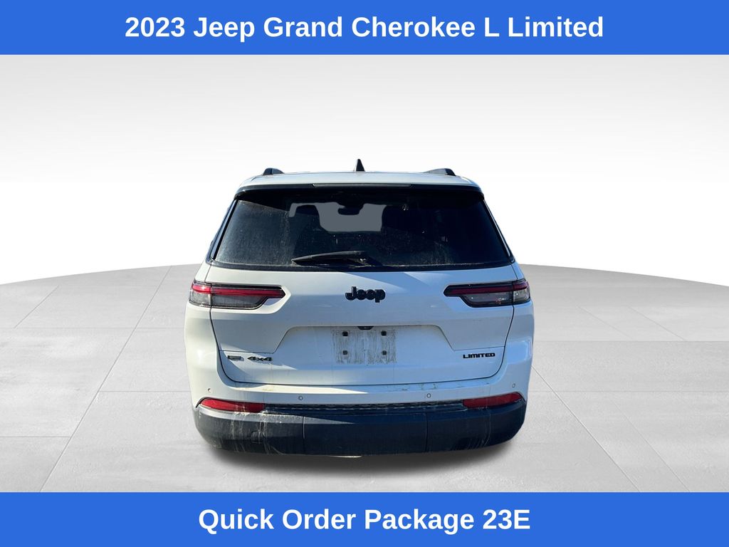 2023 Jeep Grand Cherokee Limited photo 2