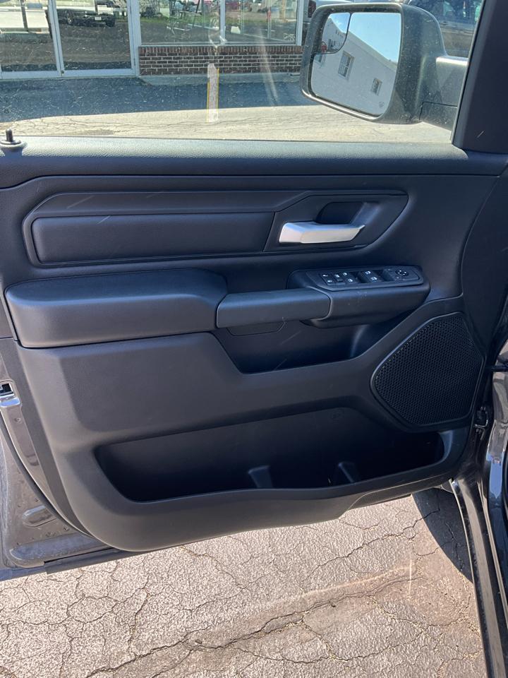 2026 RAM 1500 Tradesman - Photo 10