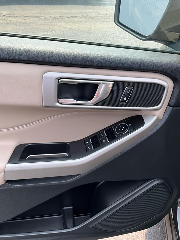2024 Ford Explorer XLT - Photo 12
