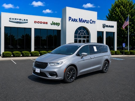 2021 Chrysler Pacifica Touring L FWD