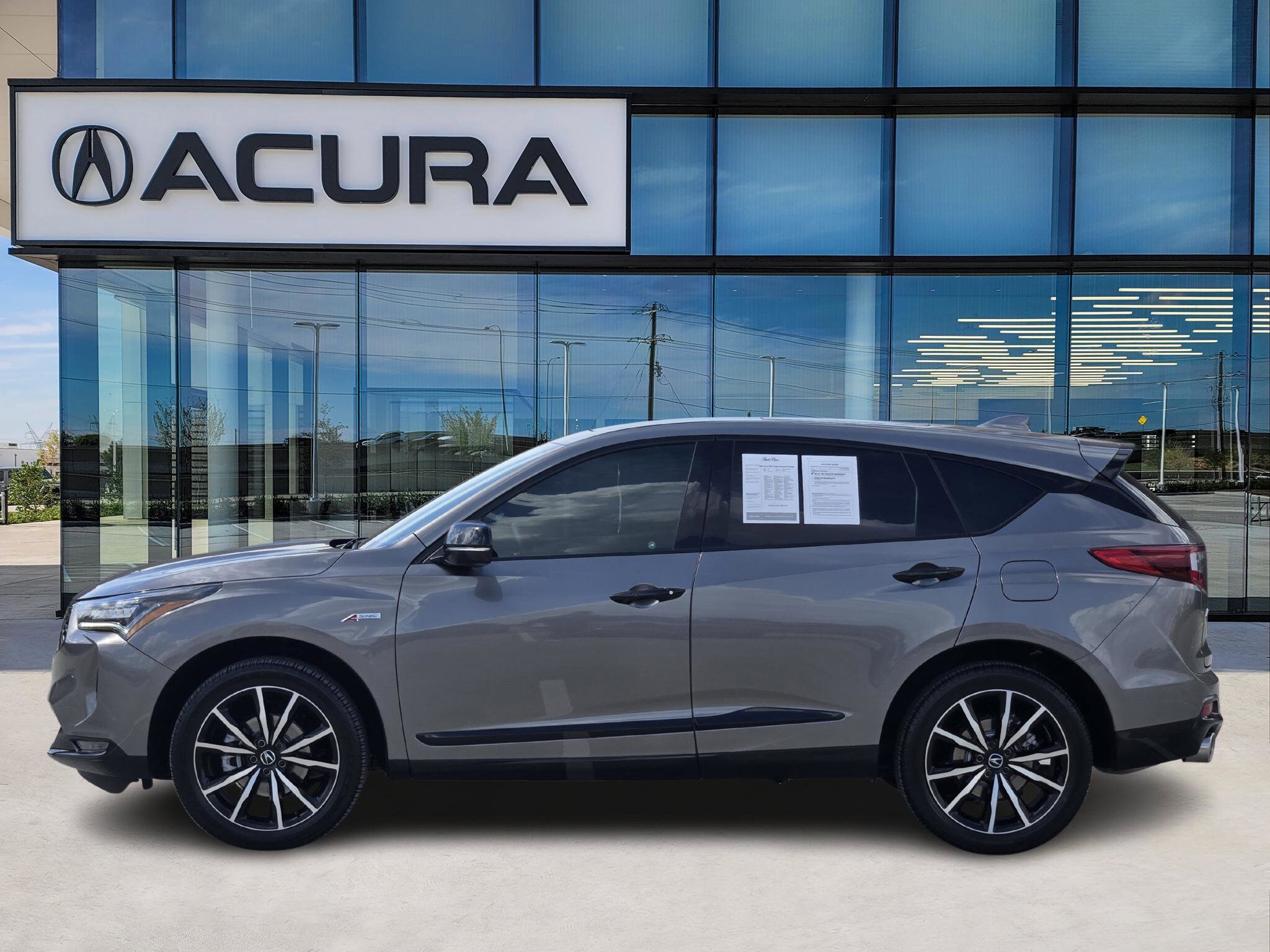 2025 Acura RDX A-Spec Advance photo 3