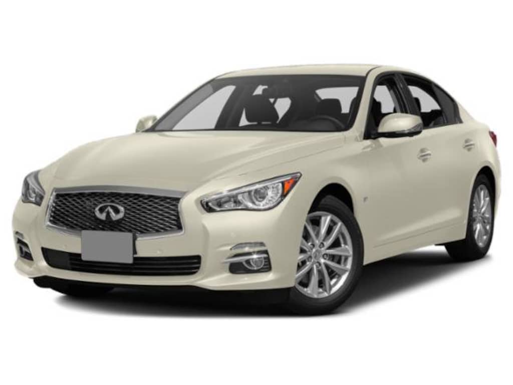 Used 2015 INFINITI Q50 3.7 Sedan