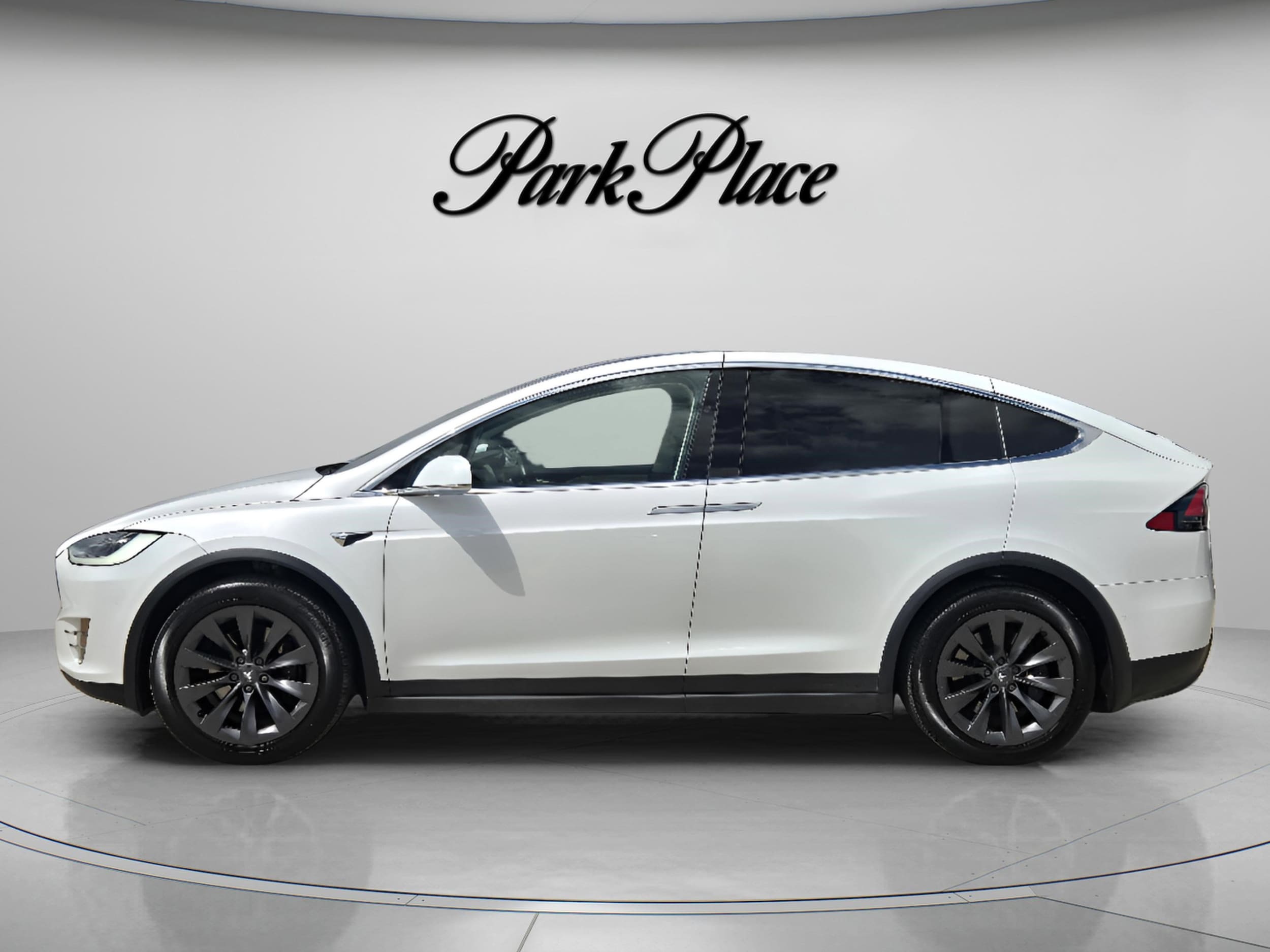 Used 2018 Tesla Model X 75D with VIN 5YJXCAE25JF103178 for sale in Plano, TX