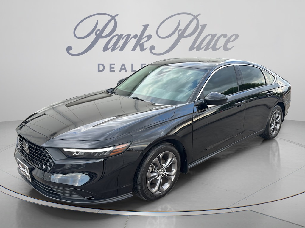 Used 2024 Honda Accord EX Sedan