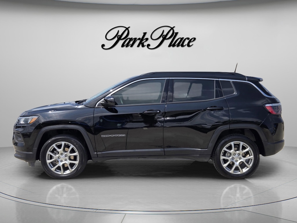 Used 2022 Jeep Compass Latitude Lux SUV