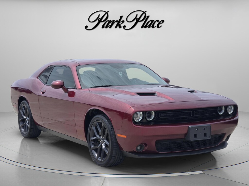 Used 2021 Dodge Challenger SXT Coupe