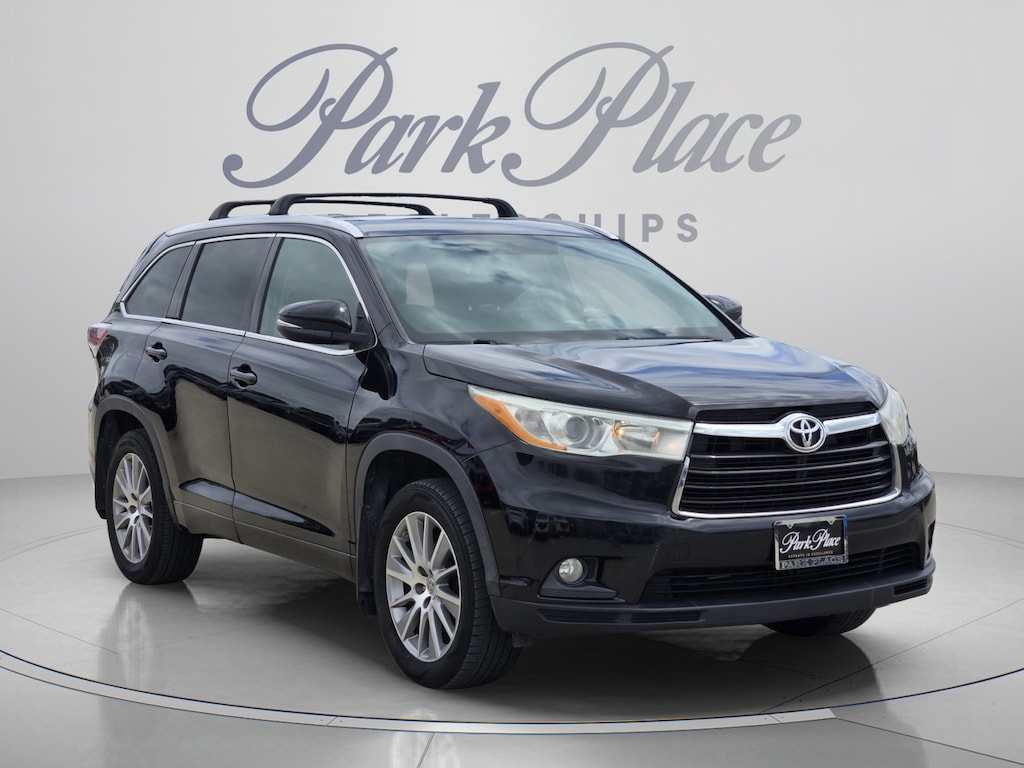 Used 2015 Toyota Highlander XLE V6 SUV