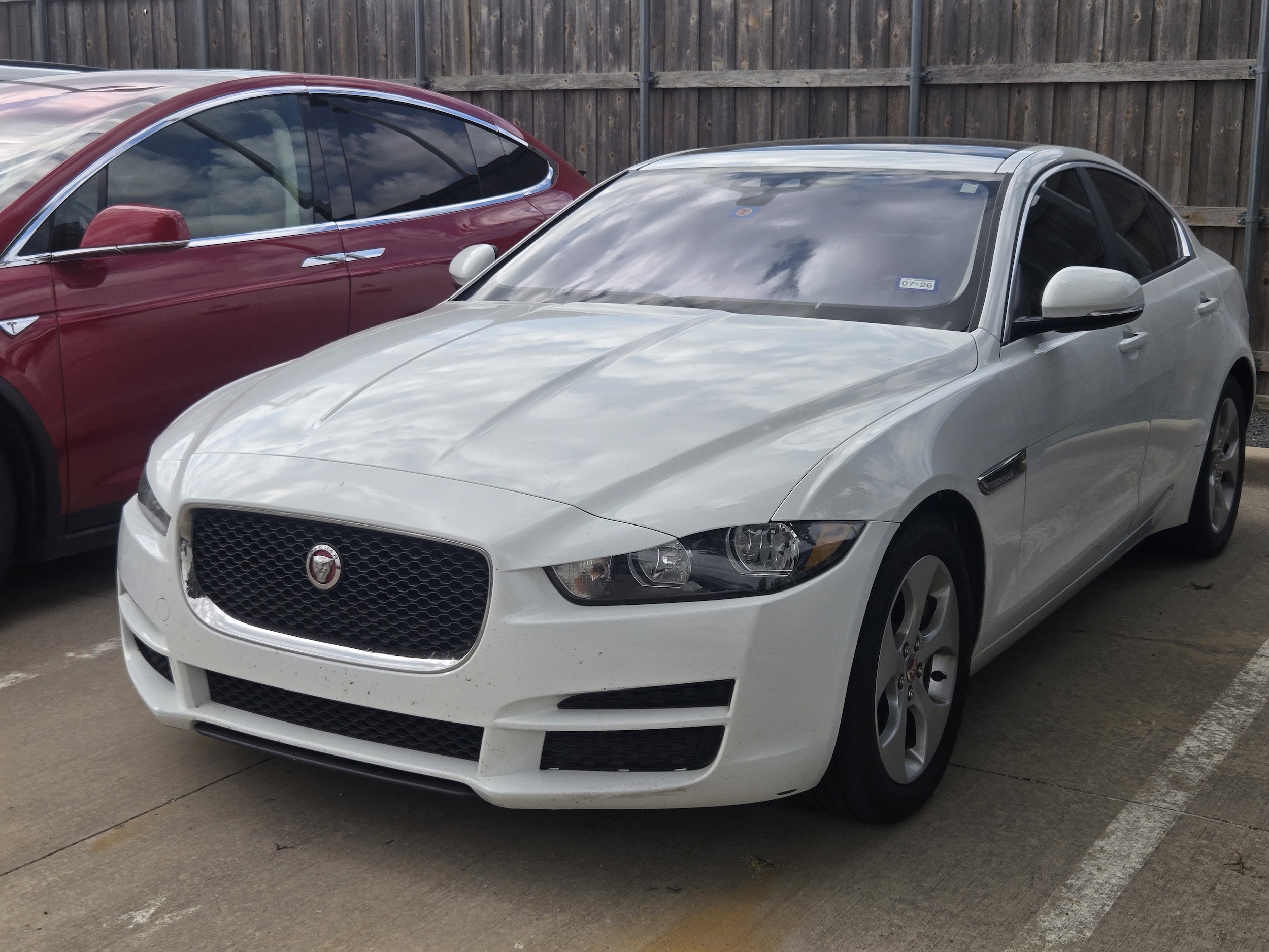 2018 Jaguar XE 25t's photo