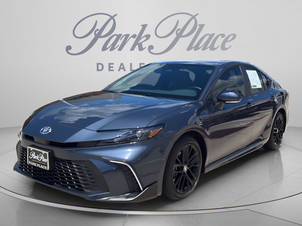 Used 2026 Toyota Camry SE Sedan