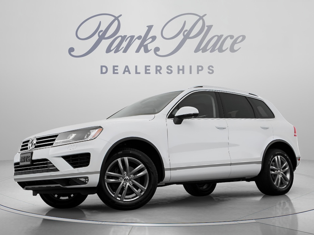 Used 2016 Volkswagen Touareg VR6 Lux 4MOTION SUV