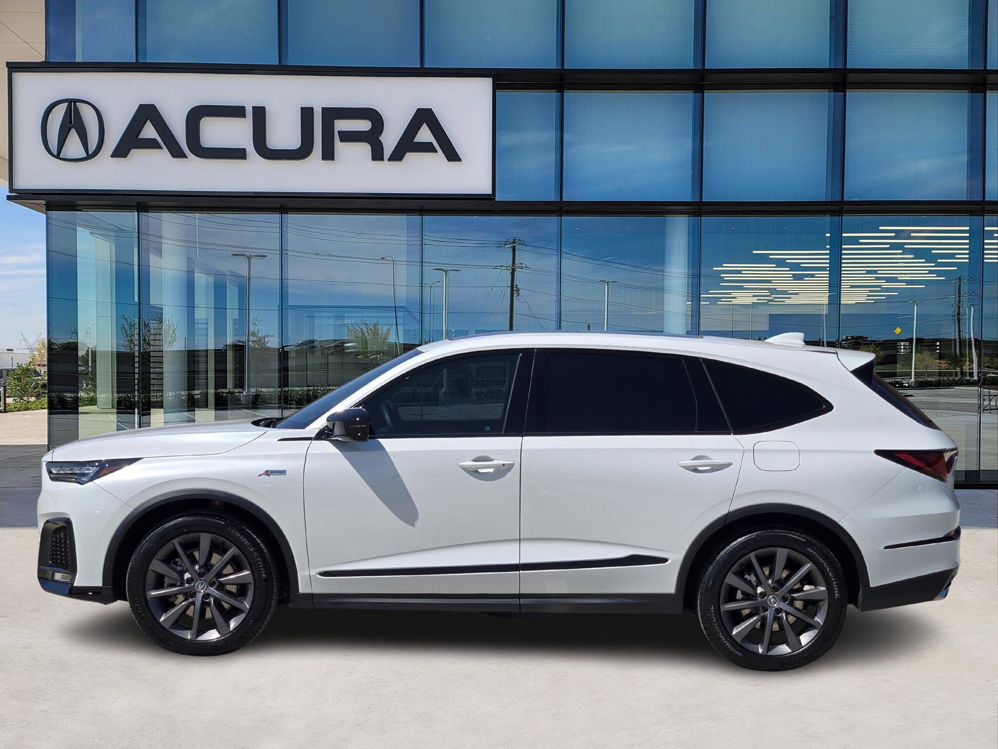 2025 Acura MDX SH-AWD A-Spec photo 3