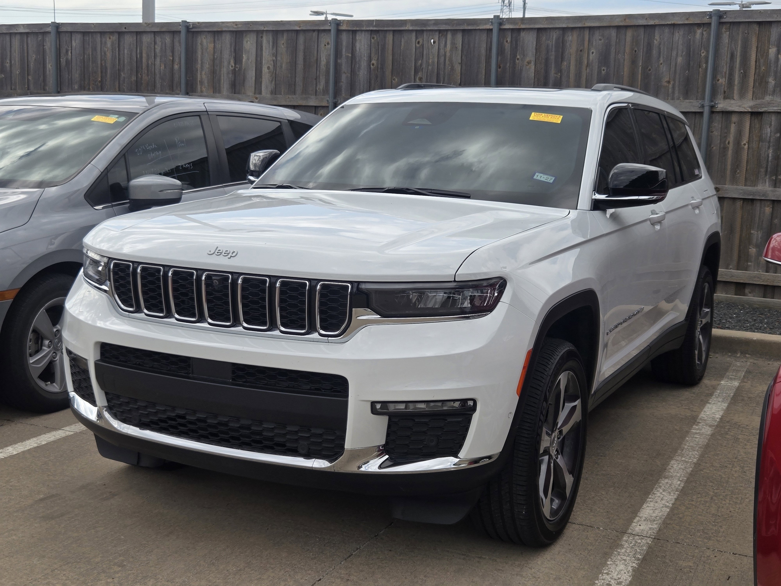 2025 Jeep Grand Cherokee L Limited 4x4's photo