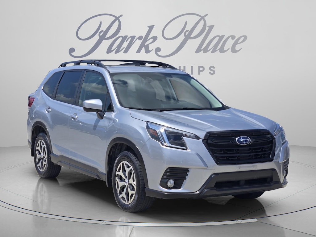Used 2023 Subaru Forester Premium SUV