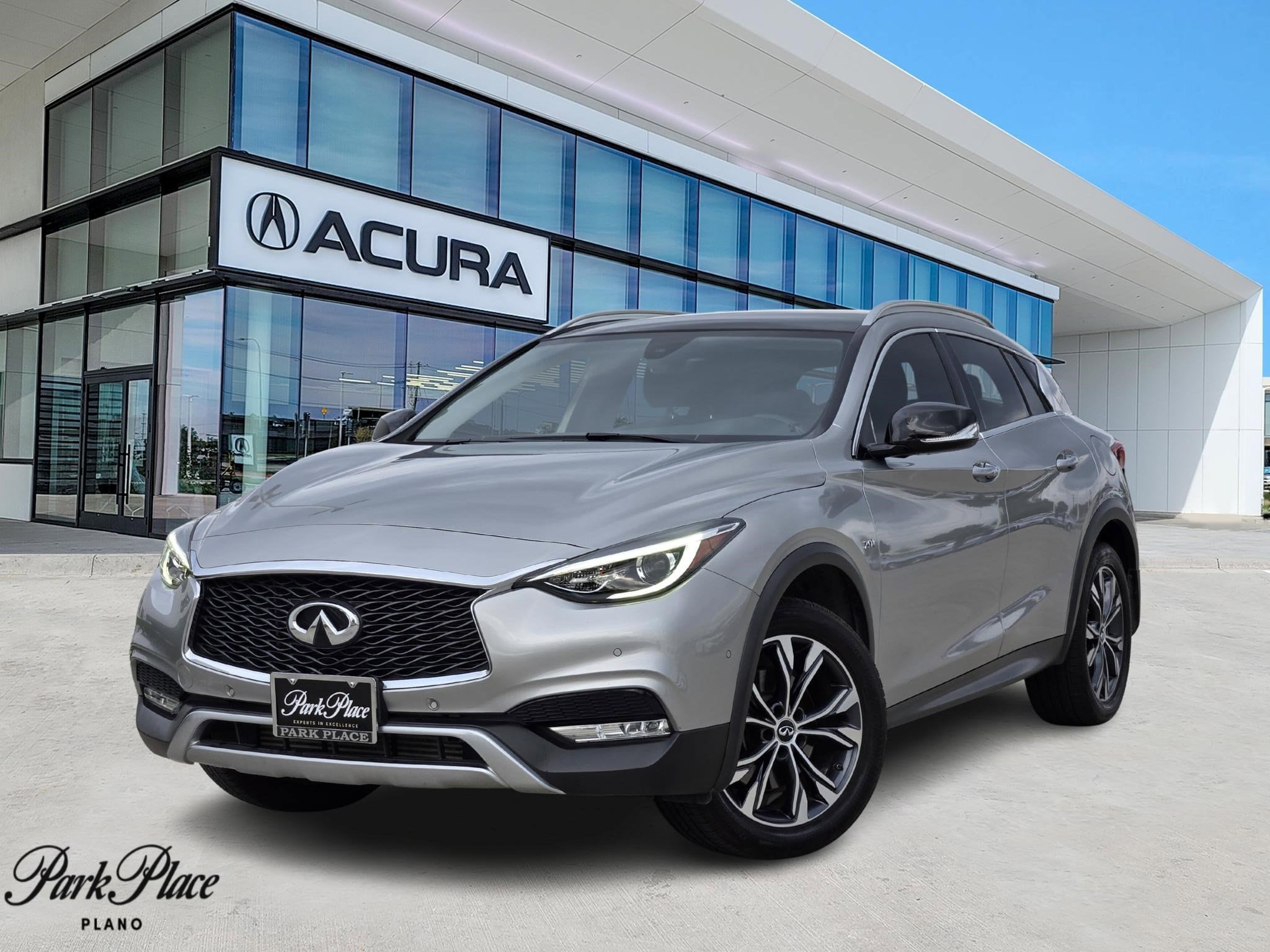 2018 INFINITI QX30 Premium's photo