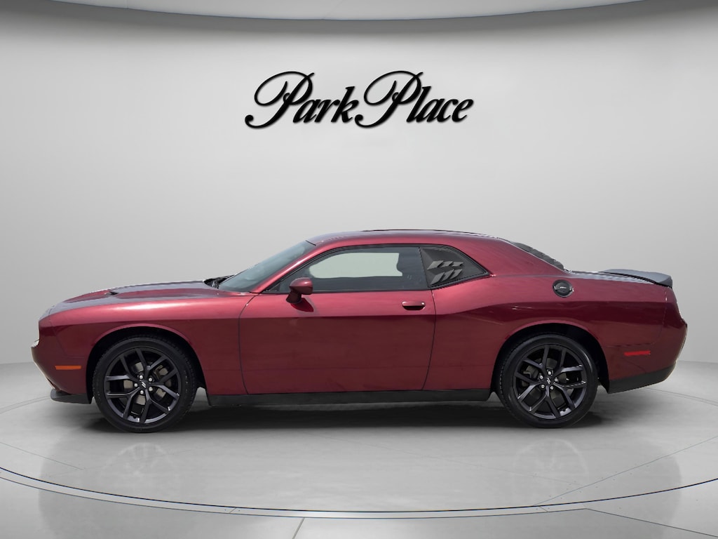 Used 2021 Dodge Challenger SXT Coupe