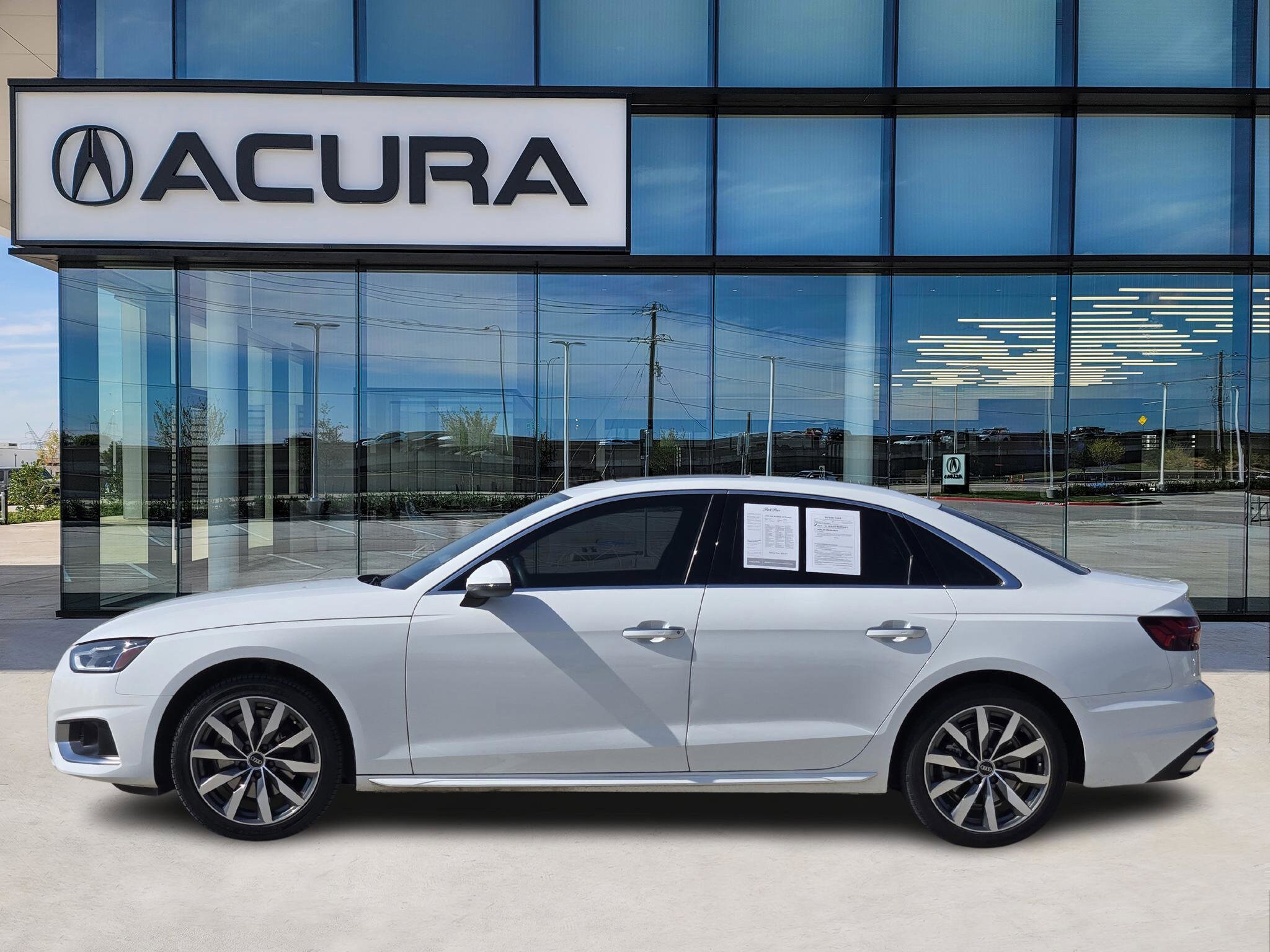 2022 Audi A4 40 Premium photo 3