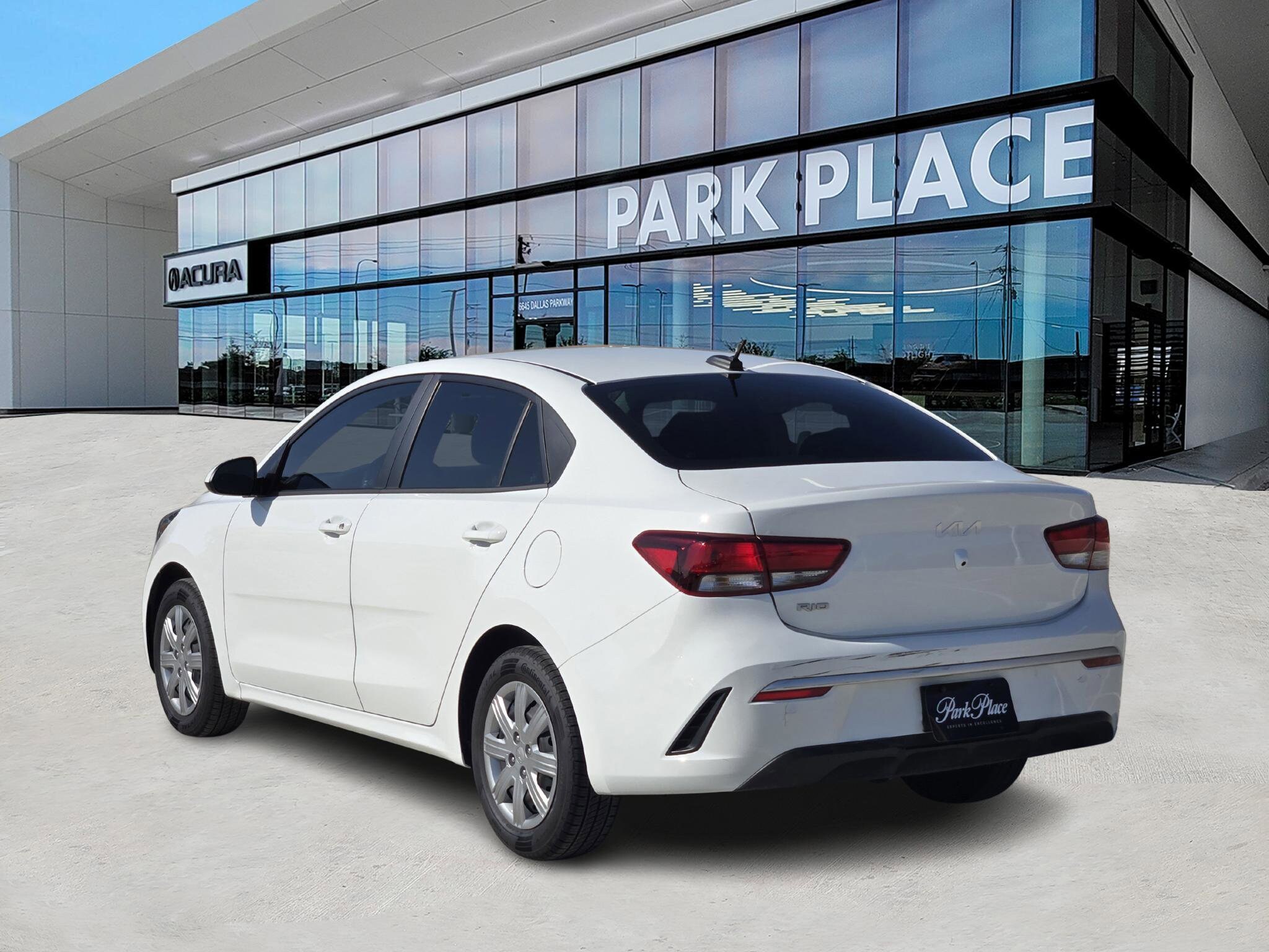 2023 Kia Rio LX photo 2