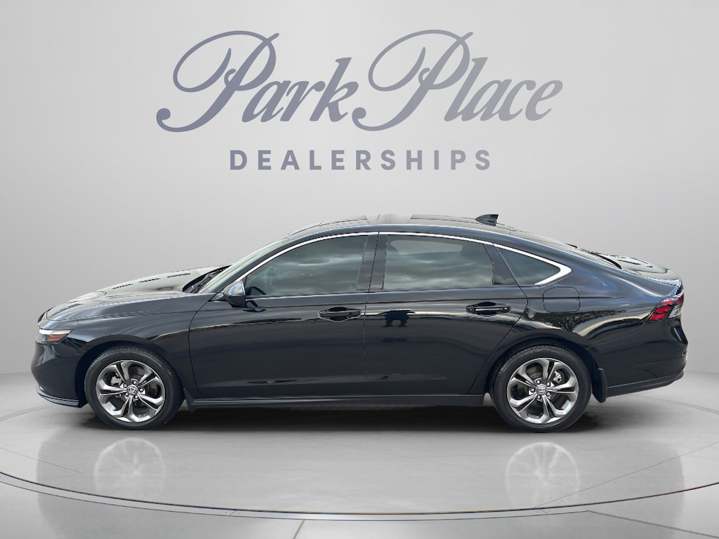 Used 2024 Honda Accord EX Sedan