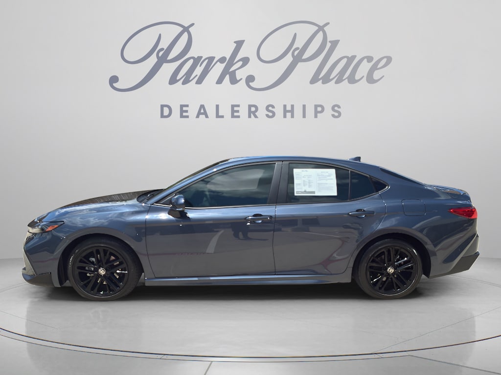 Used 2026 Toyota Camry SE Sedan