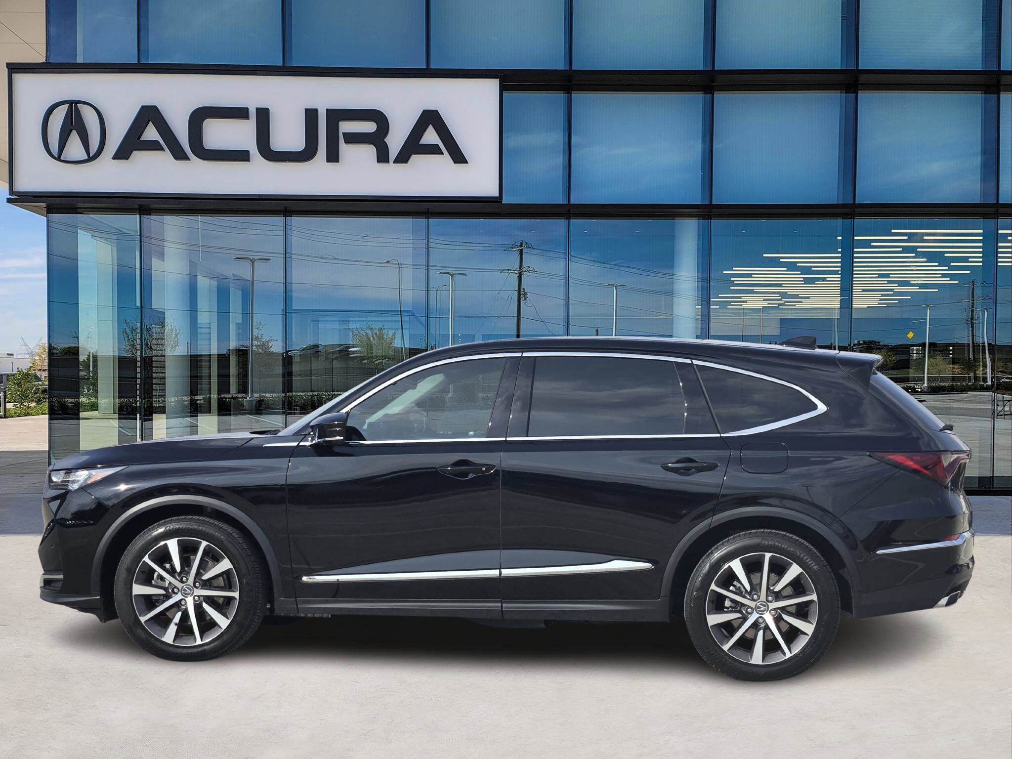 2025 Acura MDX SH-AWD Technology photo 3