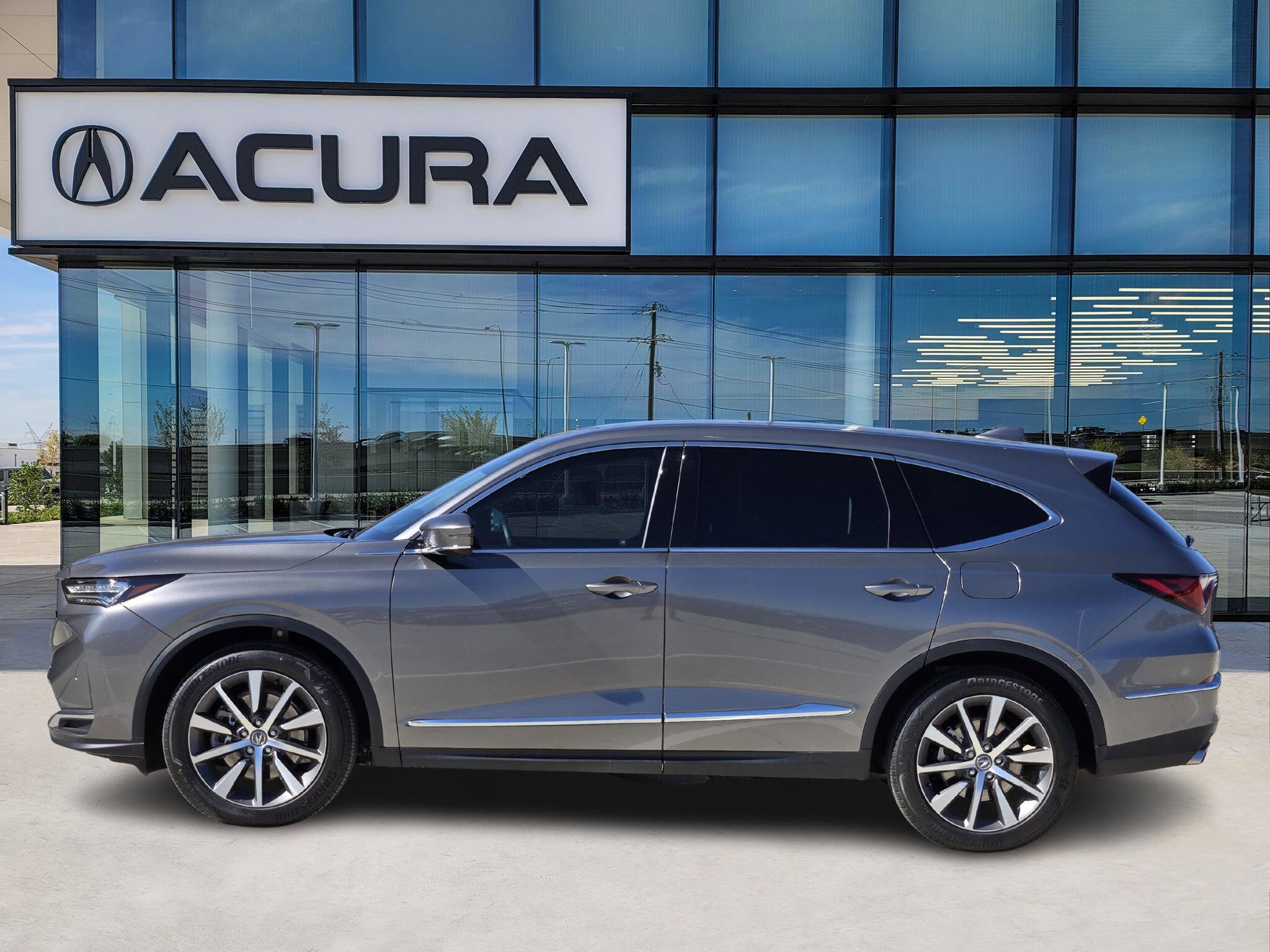 2025 Acura MDX SH-AWD Technology photo 3
