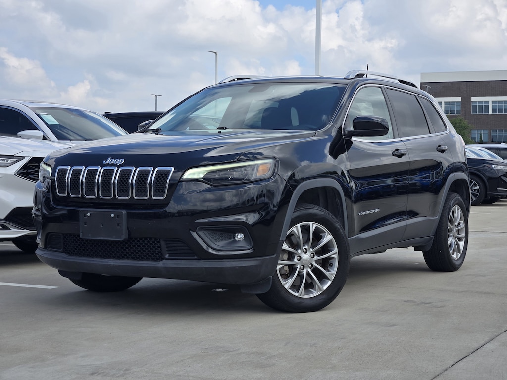 Used 2019 Jeep Cherokee Latitude Plus 4x4 SUV
