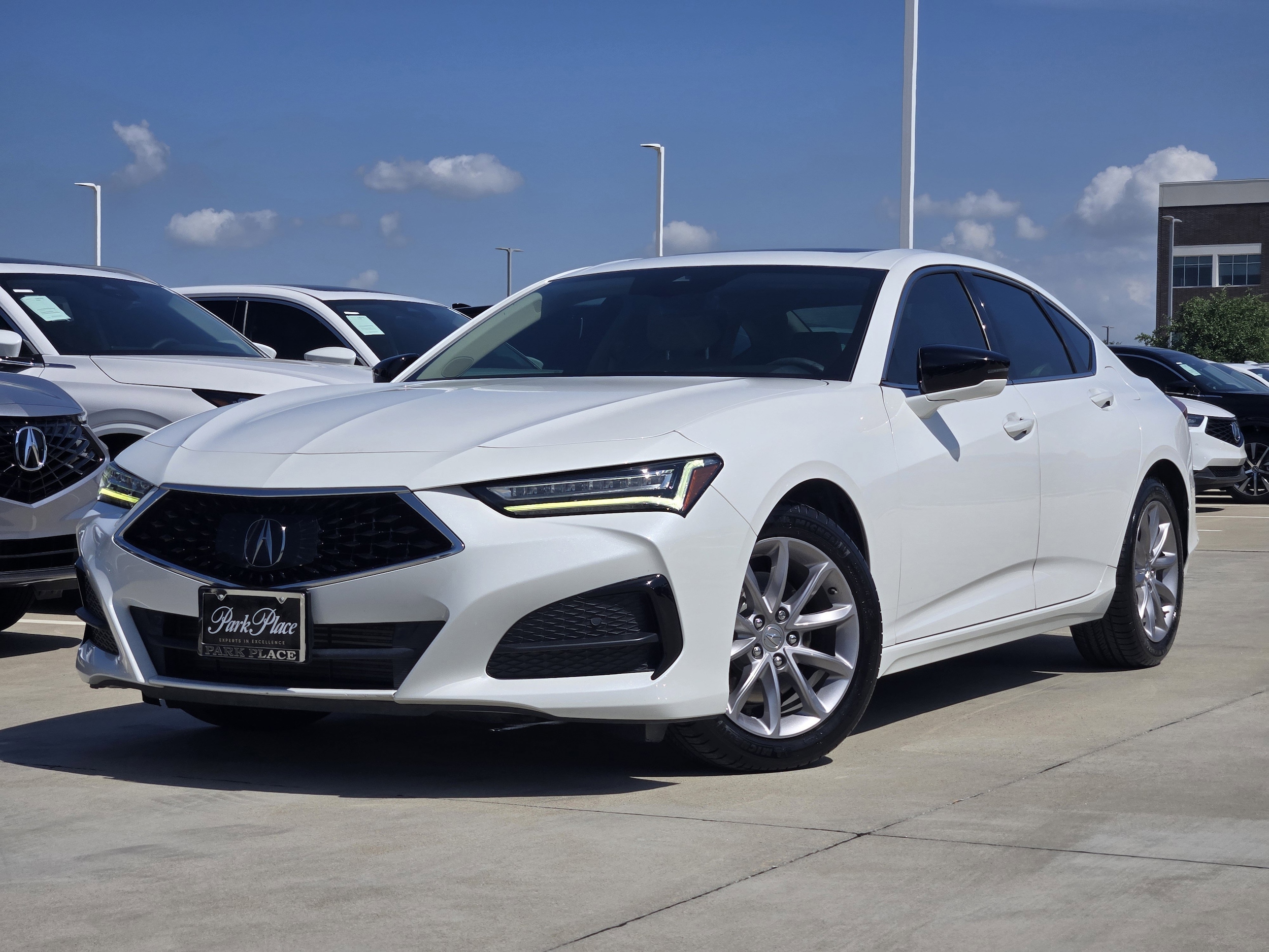 2021 Acura TLX 2.0 Auto's photo