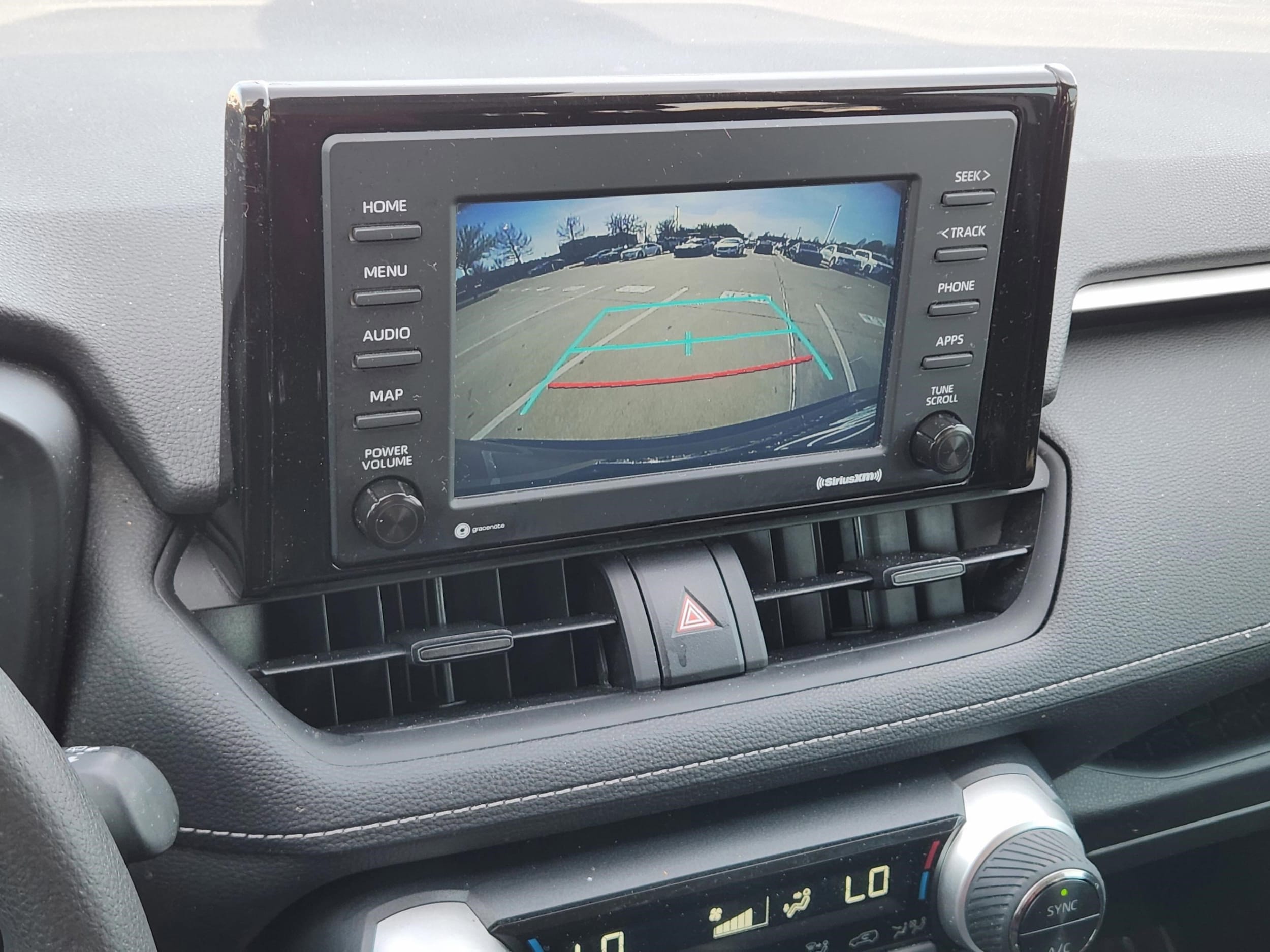 2021 Toyota RAV4 XLE - Photo 12