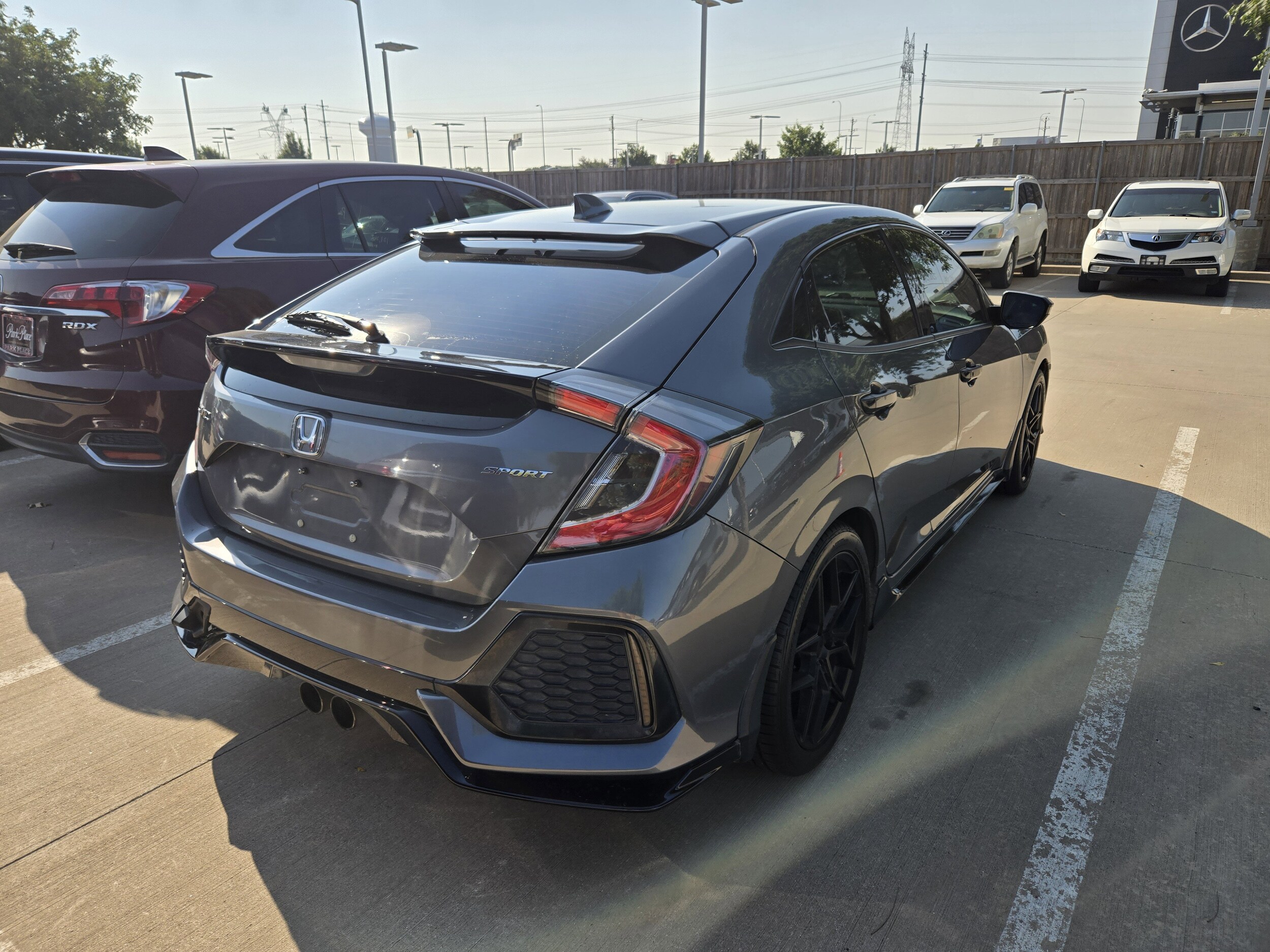 2018 Honda Civic Sport Hatchback photo 4