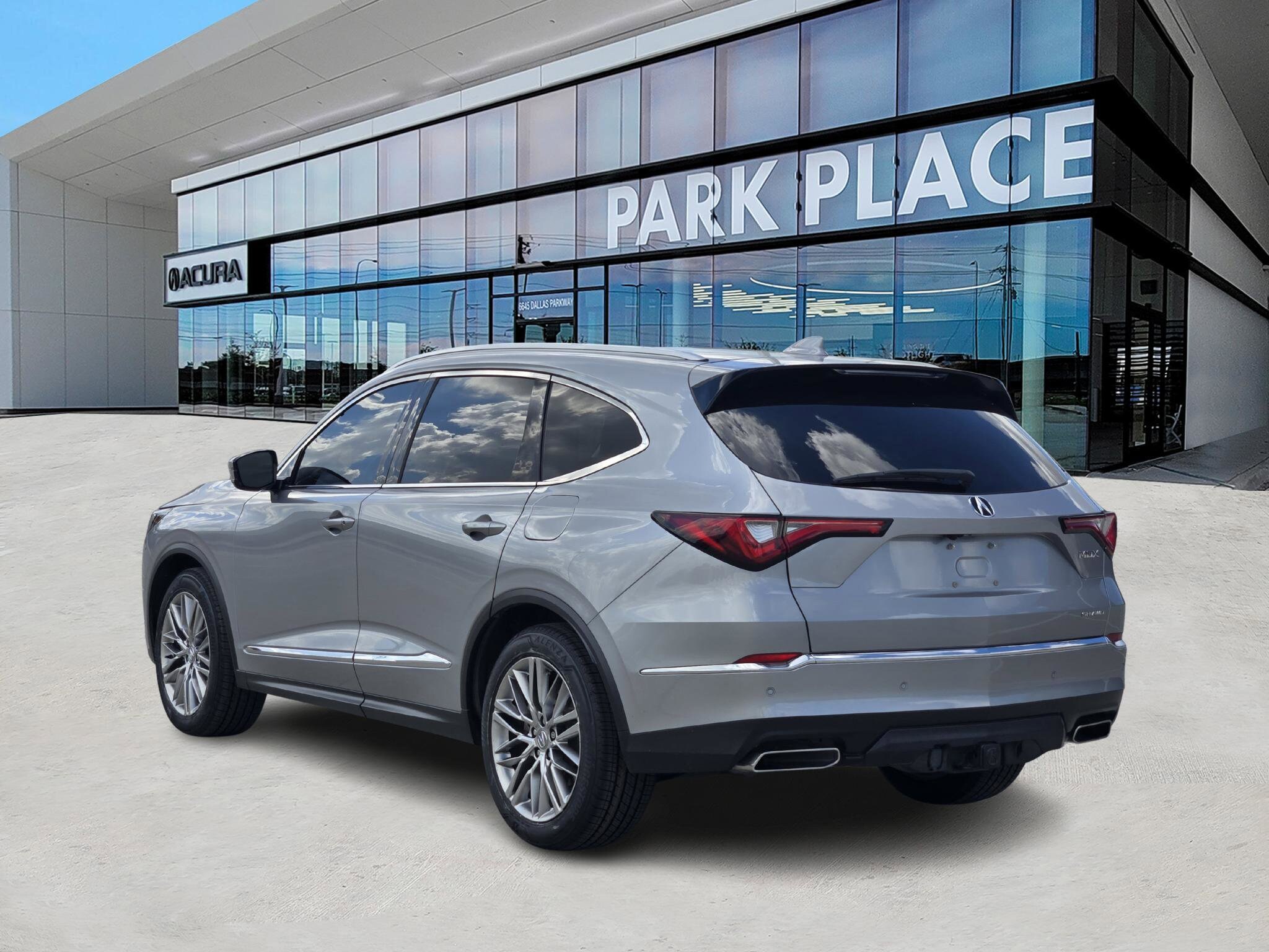 2023 Acura MDX SH-AWD Advance photo 4