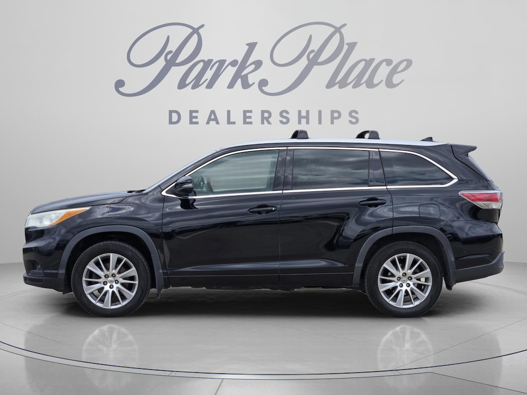 Used 2015 Toyota Highlander XLE V6 SUV