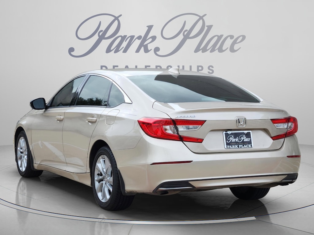 Used 2018 Honda Accord LX Sedan