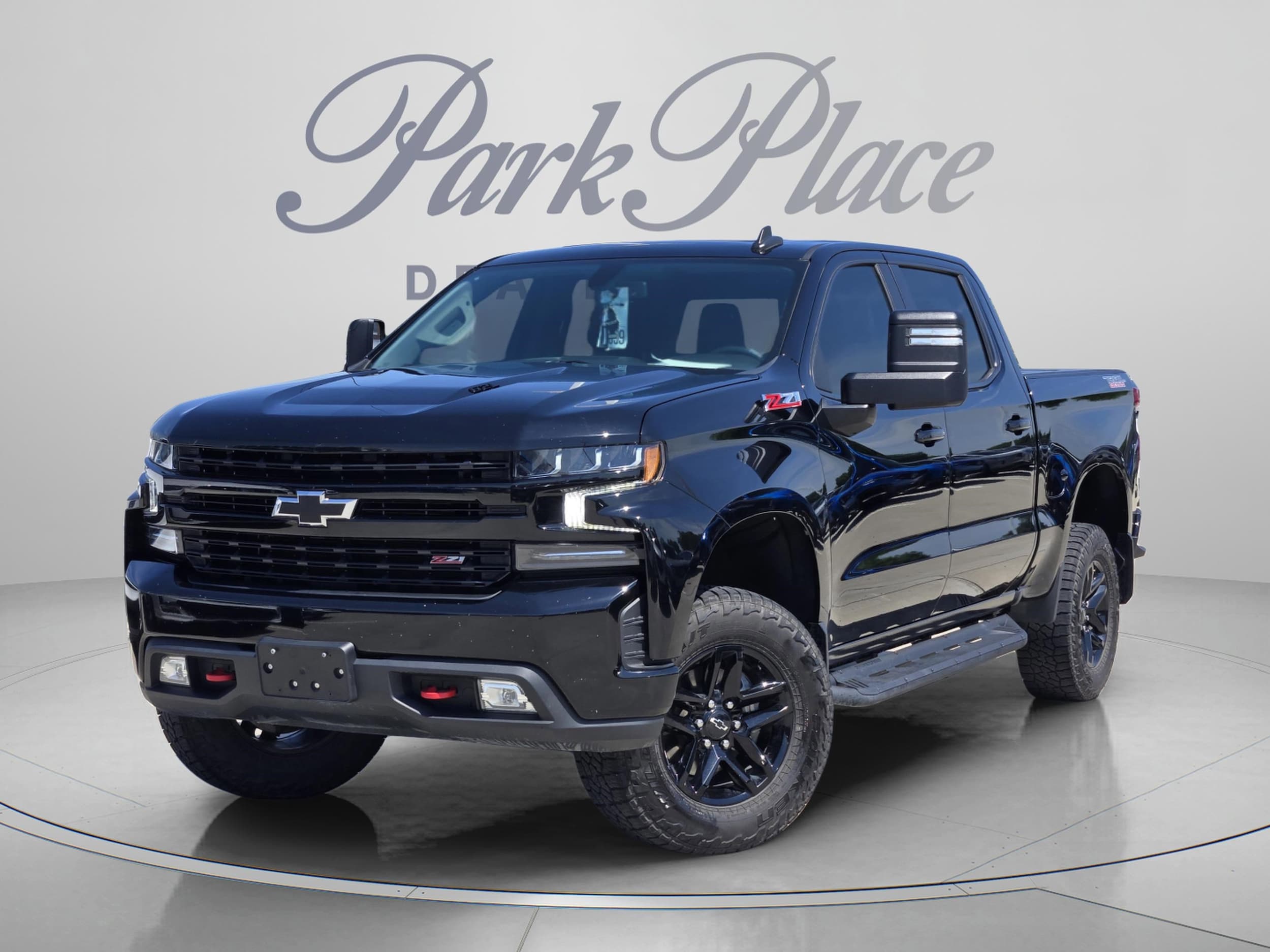 2021 Chevrolet Silverado 1500 LT Trail Boss 4X4 Crew Cab Short Box's photo