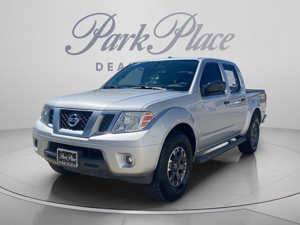 Used 2015 Nissan Frontier Desert Runner Truck Crew Cab