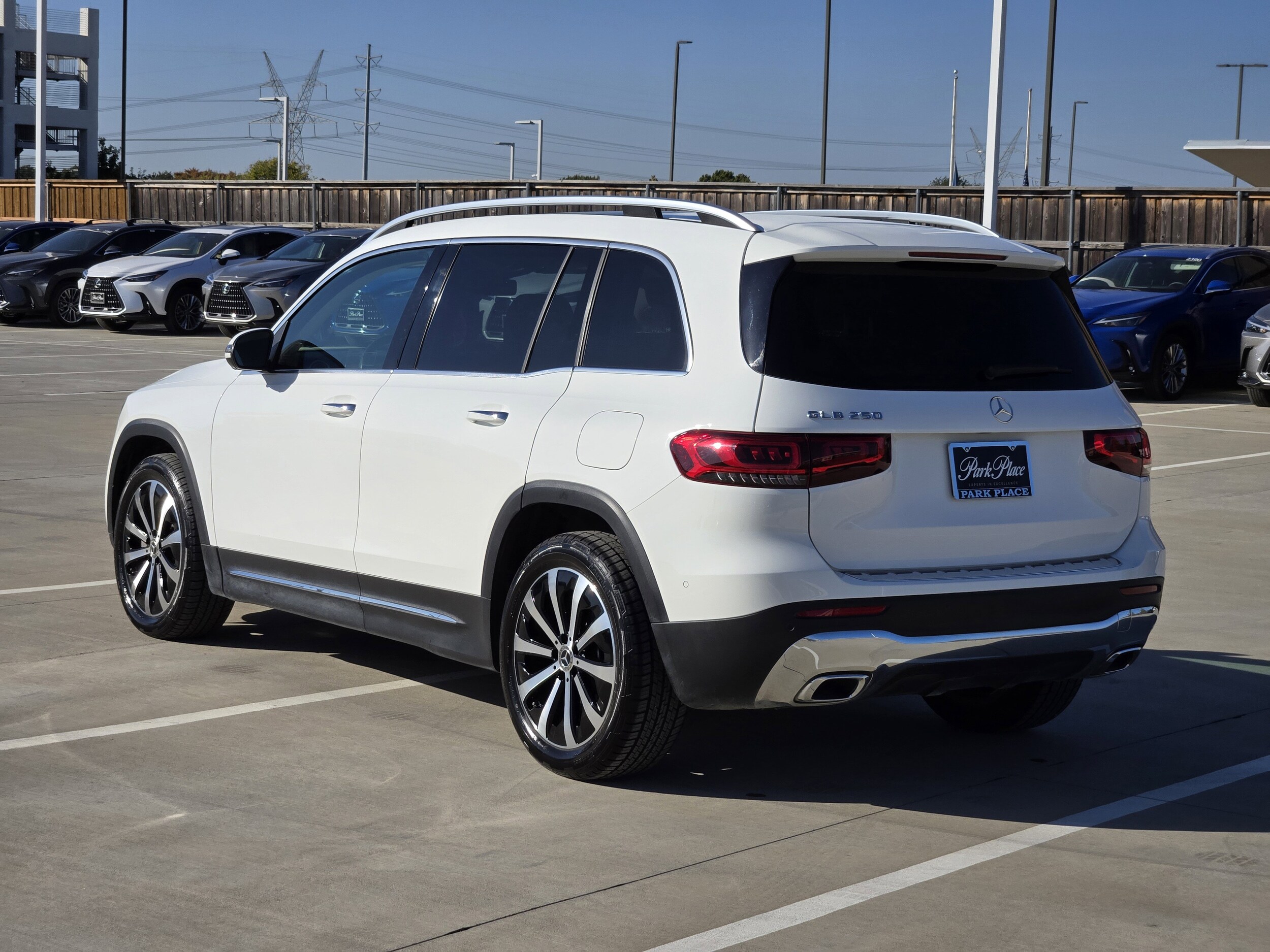 2021 Mercedes Benz GLB 250 photo 4